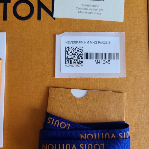 Louis Vuitton Neverfull PM - Picture 15 of 16